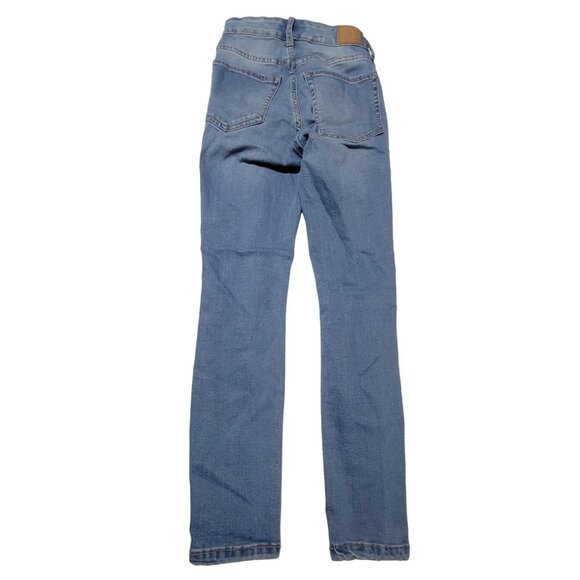 Aeropostale High Rise Jegging Jeans Womens Size 4 Short Medium Wash Ripped Denim - Picture 2 of 5